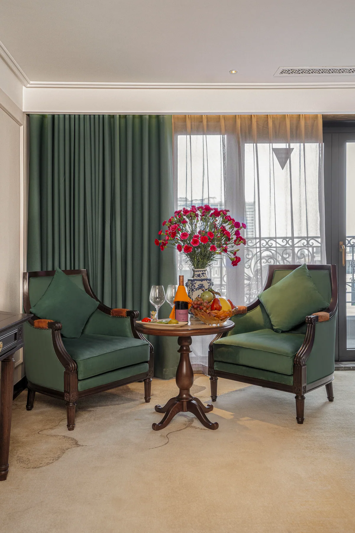 Seating corner