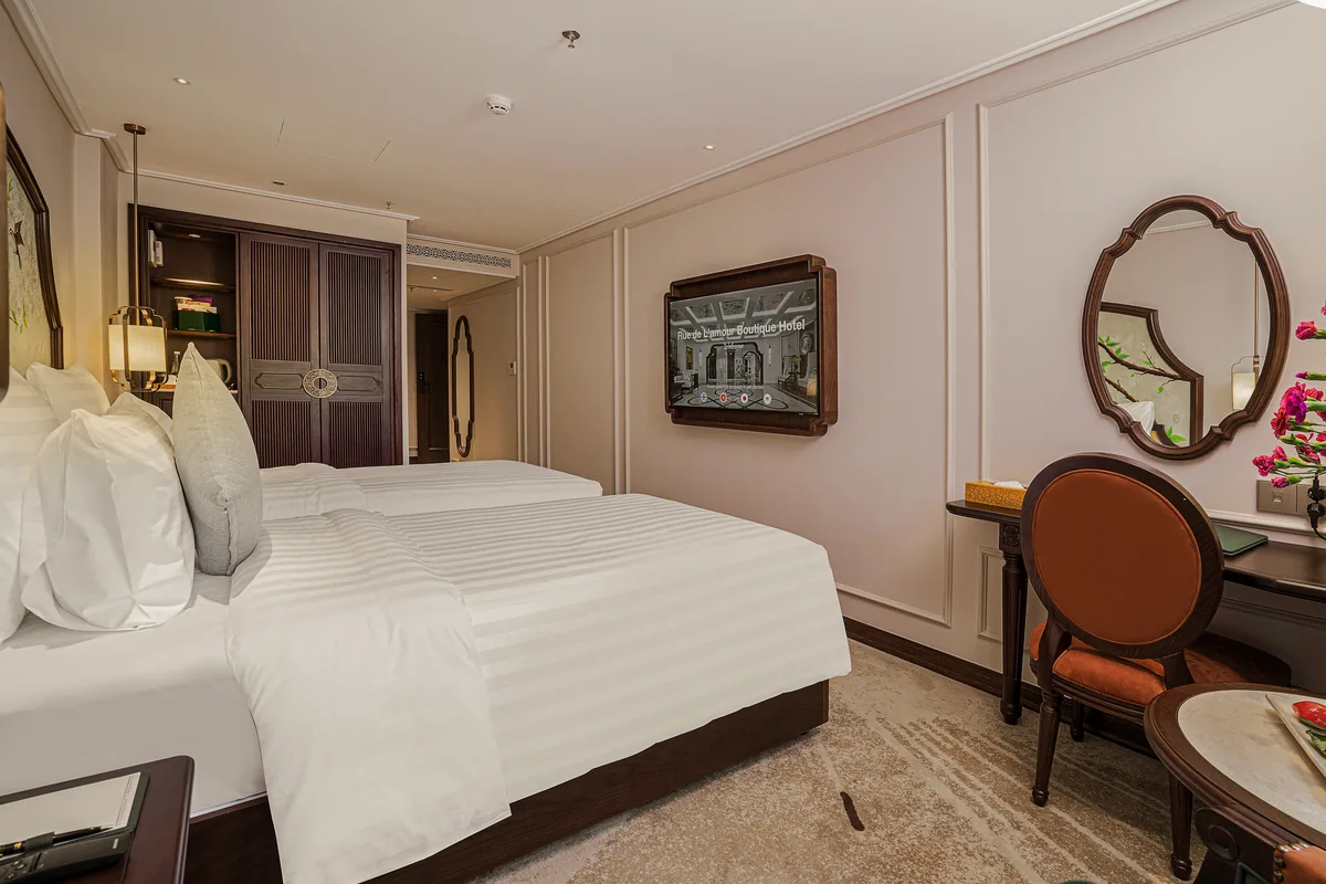 The Virtual Suite, dressing area